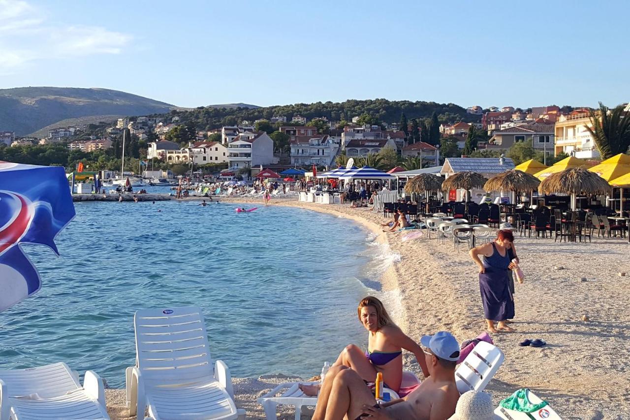 Seaside Apartments With A Swimming Pool Okrug Gornji, Ciovo - 11374 Trogir Zewnętrze zdjęcie