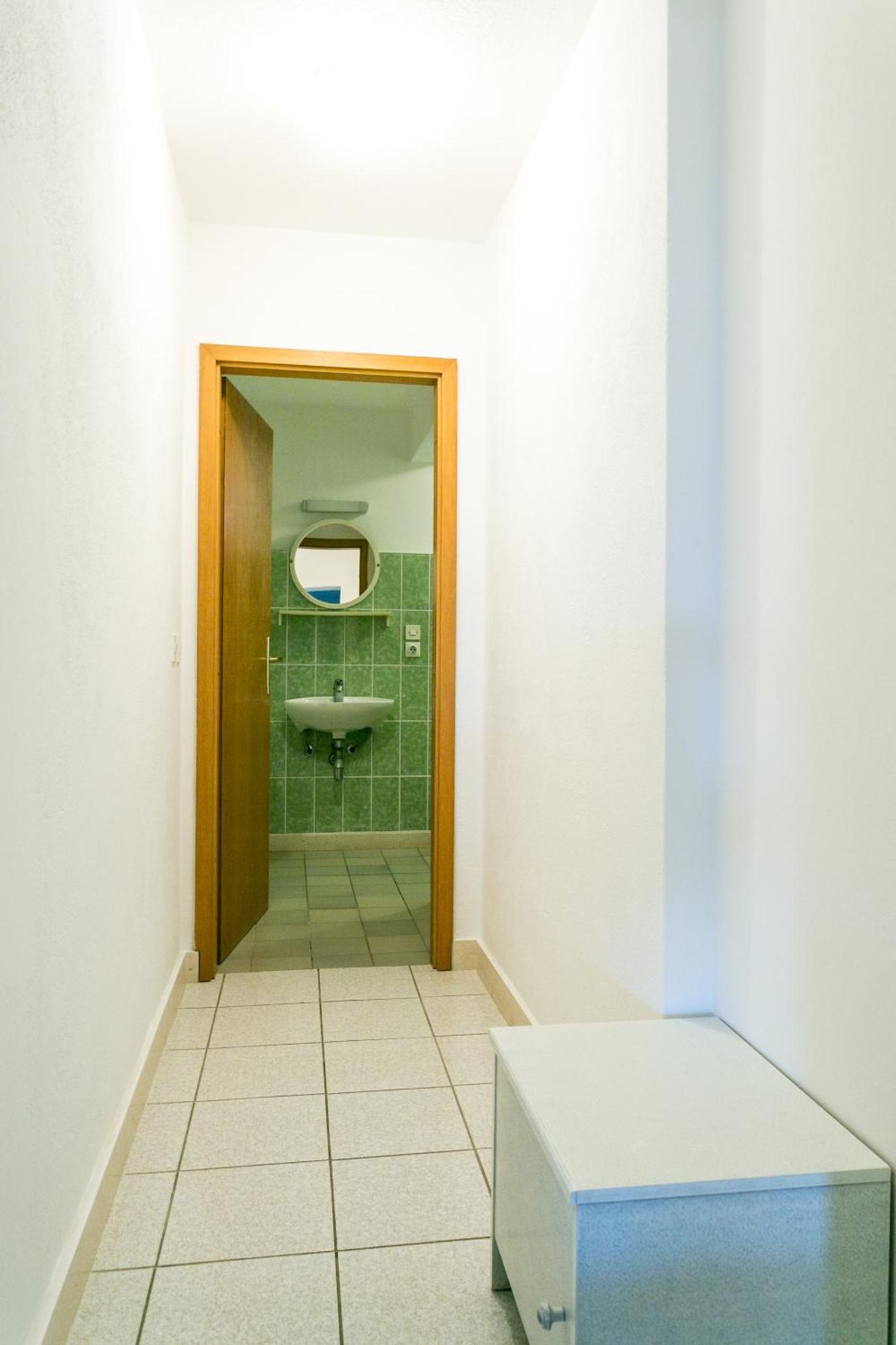 Seaside Apartments With A Swimming Pool Okrug Gornji, Ciovo - 11374 Trogir Zewnętrze zdjęcie