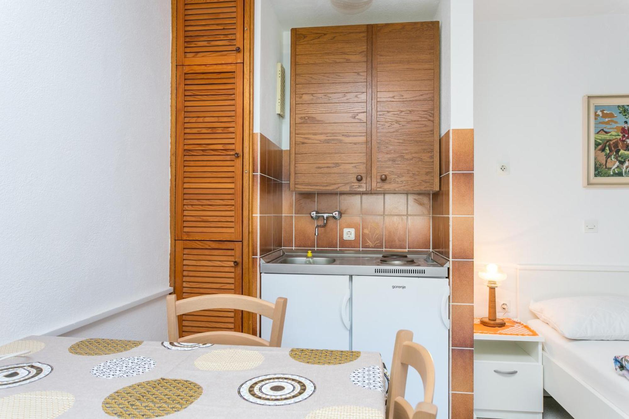 Seaside Apartments With A Swimming Pool Okrug Gornji, Ciovo - 11374 Trogir Zewnętrze zdjęcie